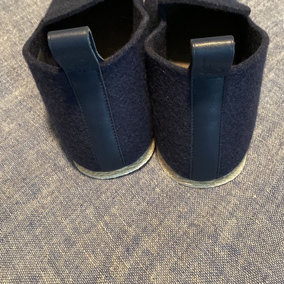 Serena & Lily French Felt Slippers Size 8.5-EU-40 Navy NWT-in box - Picture 4 of 11